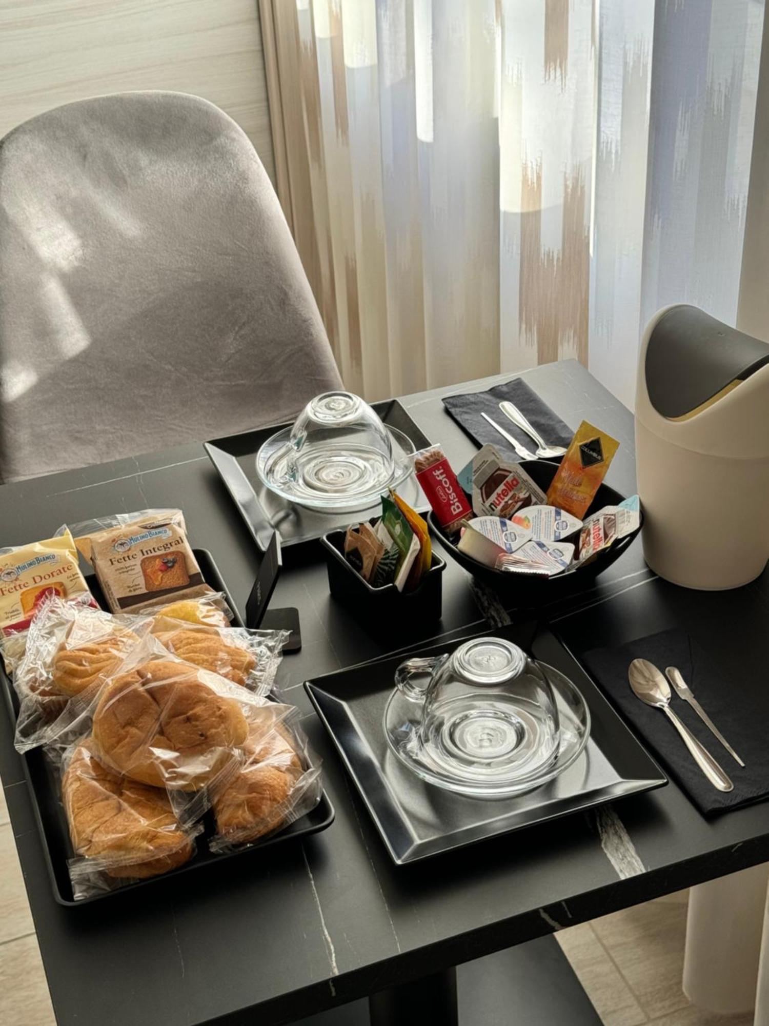 Ro&Ro Napoli Luxury Rooms Exterior photo