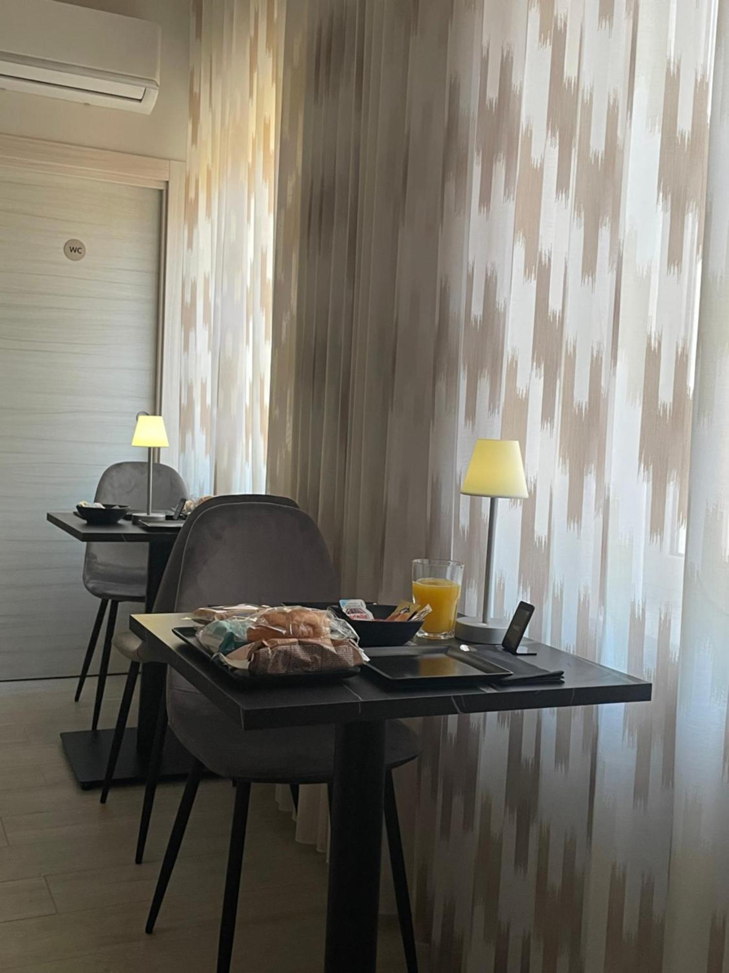 Ro&Ro Napoli Luxury Rooms Exterior photo